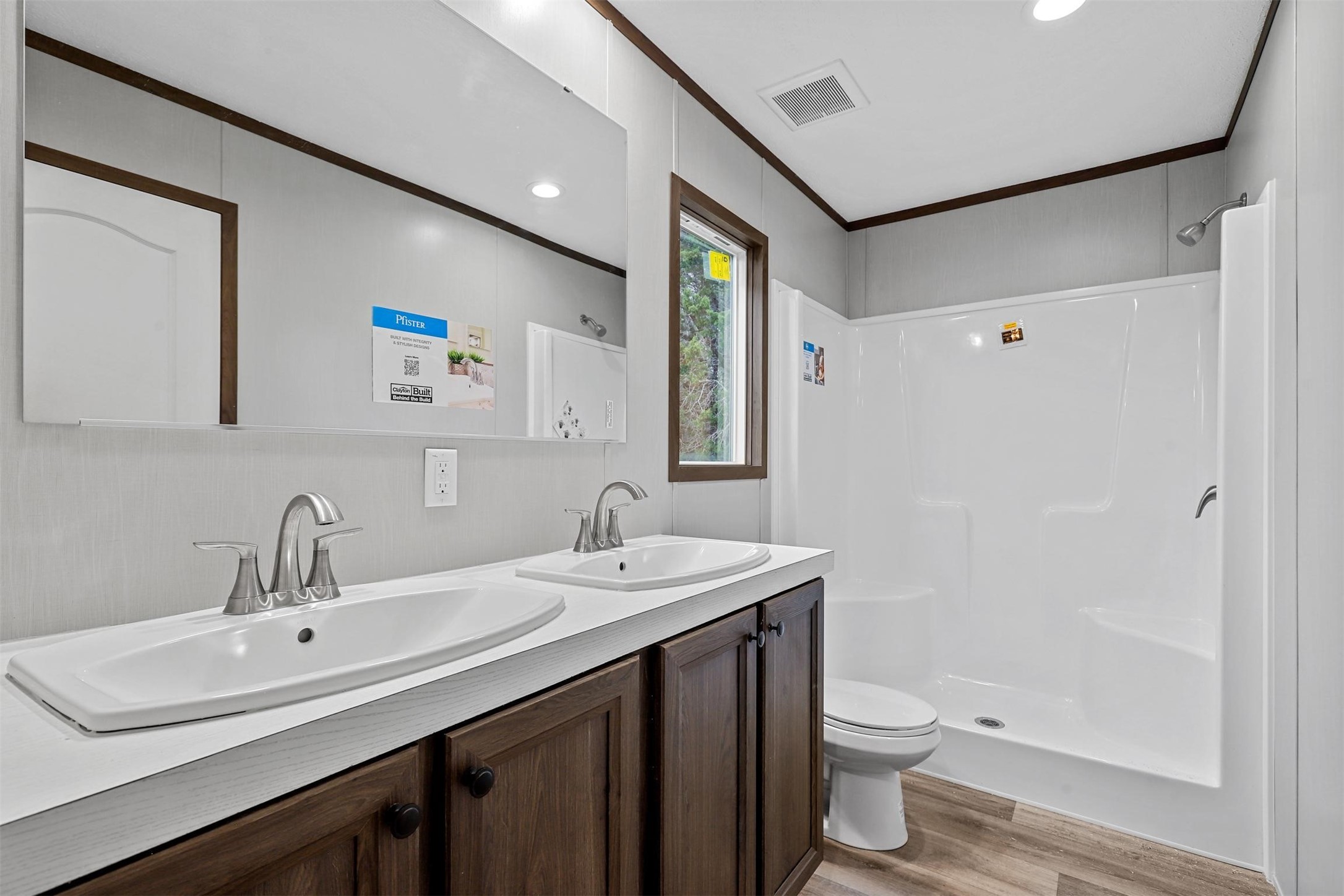 1107 Ridgeview Circle Granbury TX 76048