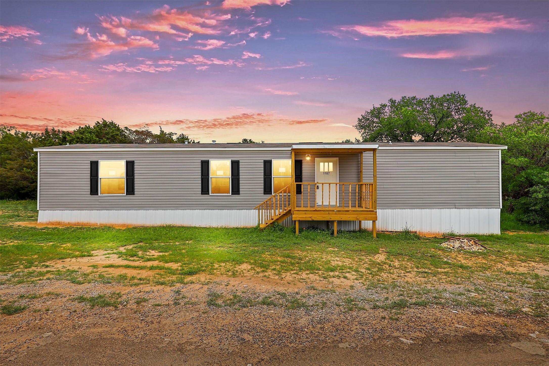 1107 Ridgeview Circle Granbury TX 76048