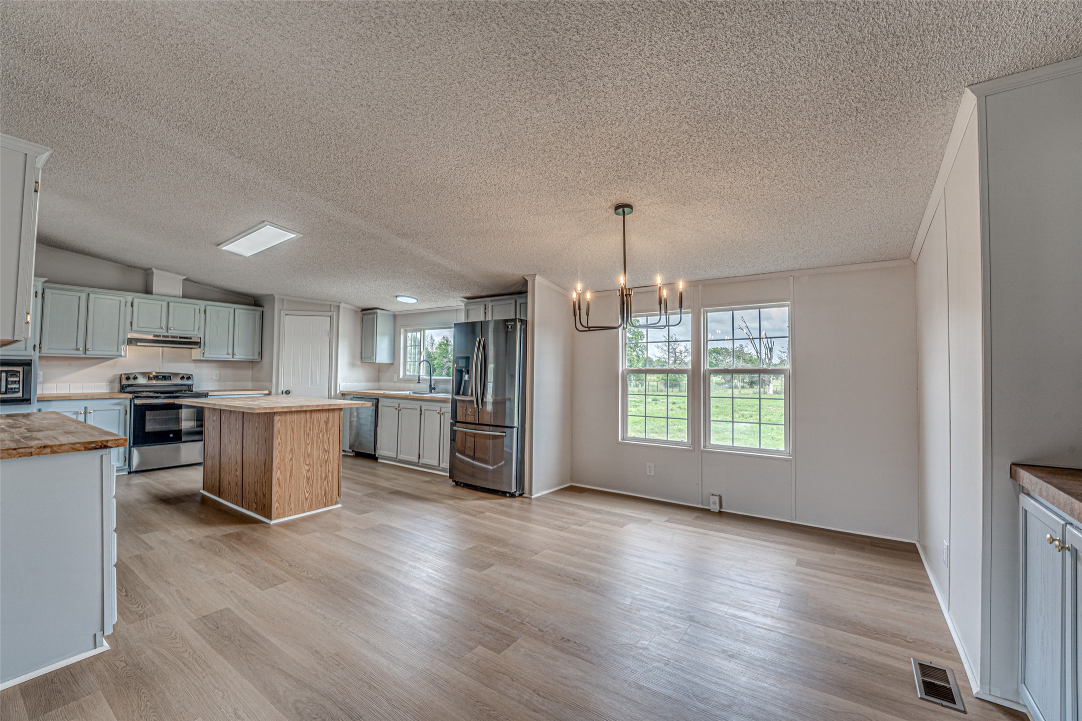 9239 Sabine Drive Quinlan TX 75474