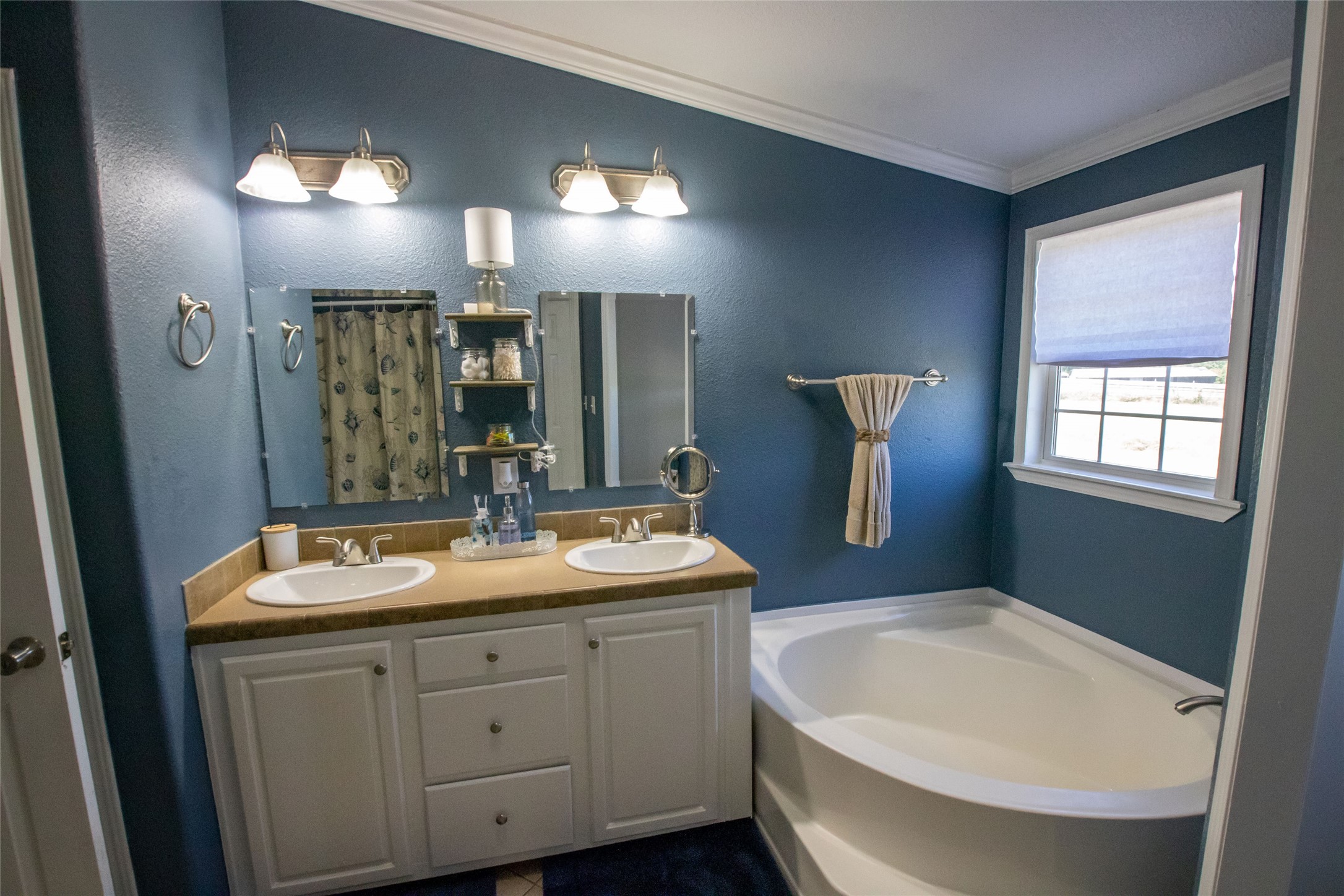 279 Ridge Trail Rhome TX 76078