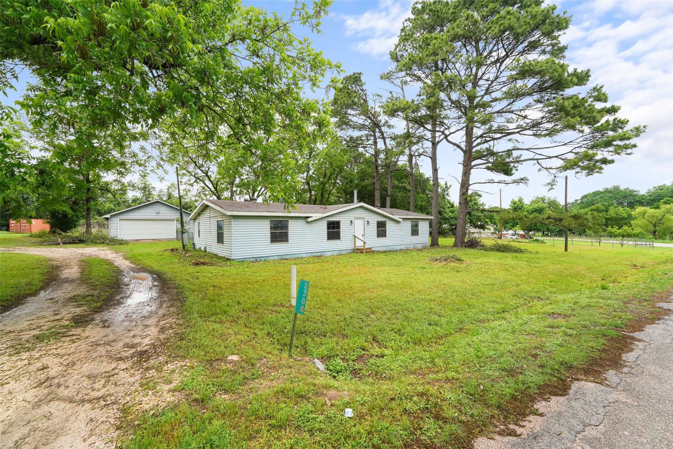 2300 Pecan Valley Cleburne TX 76031