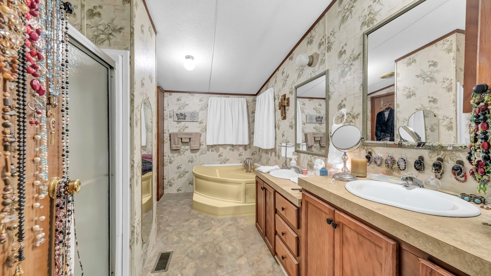 153 Canyon Valley Lane Weatherford TX 76085