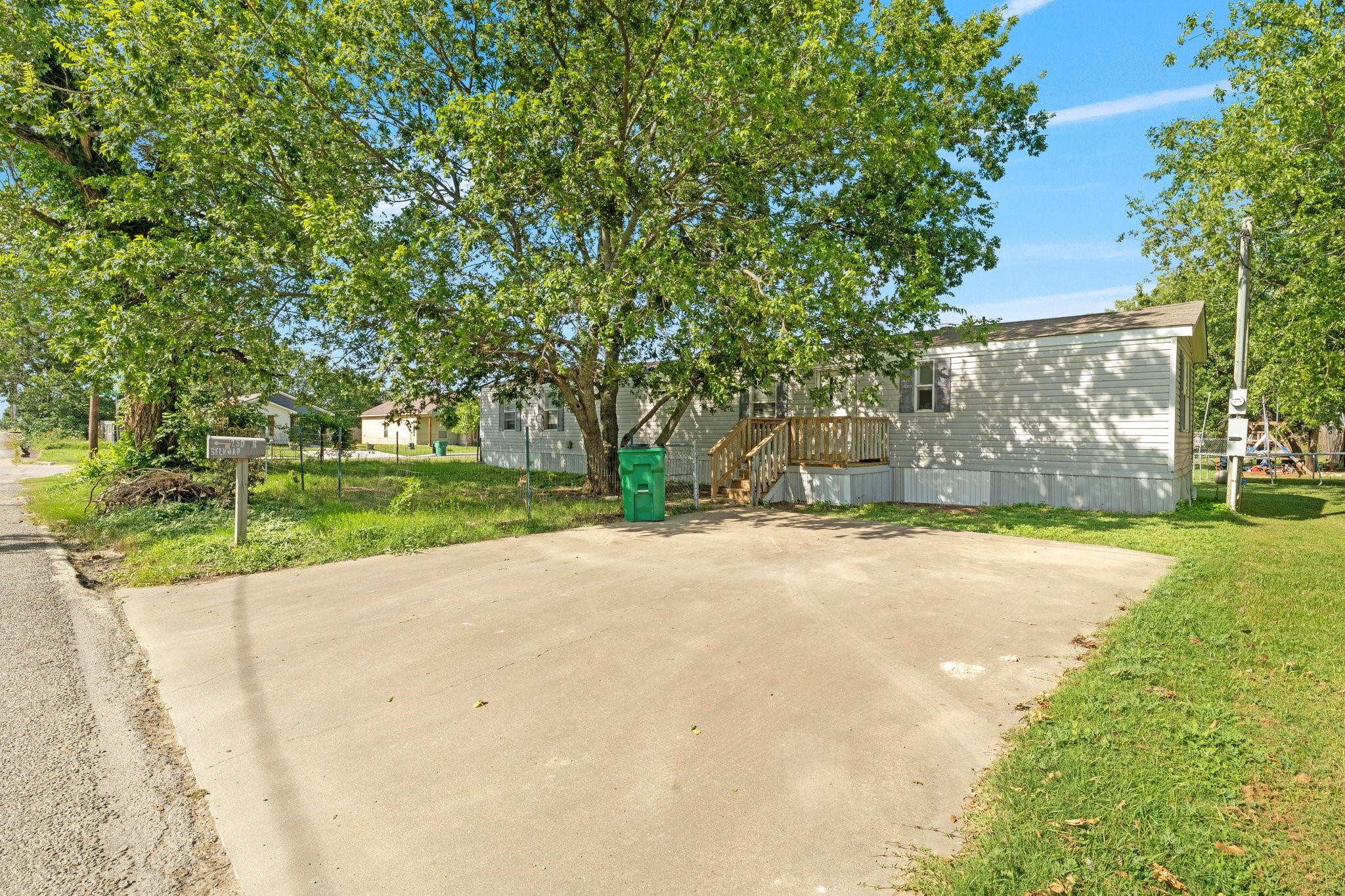 1250 N Belknap Street Stephenville TX 76401