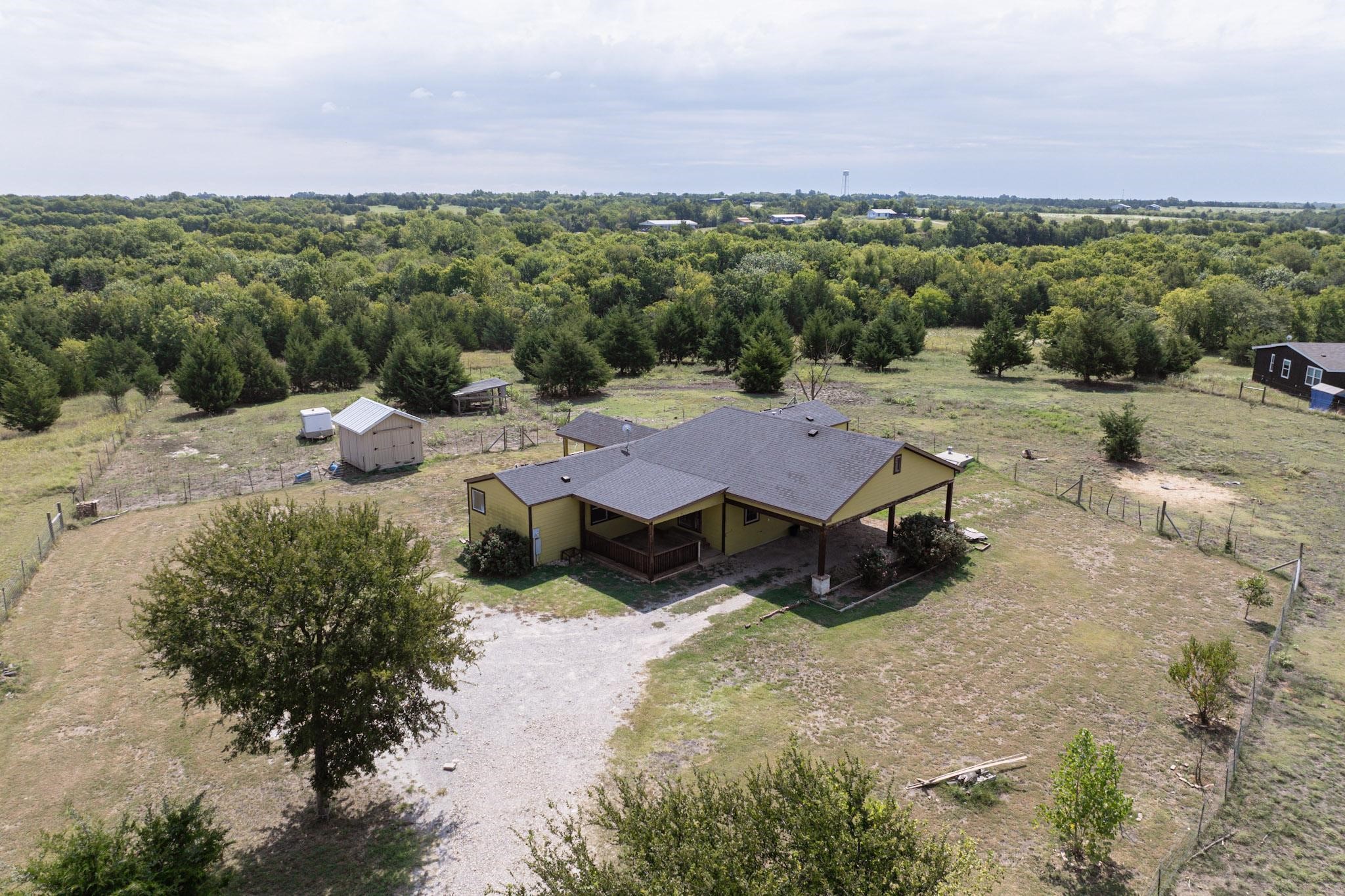 7177 Private Road 1182 Leonard TX 75452