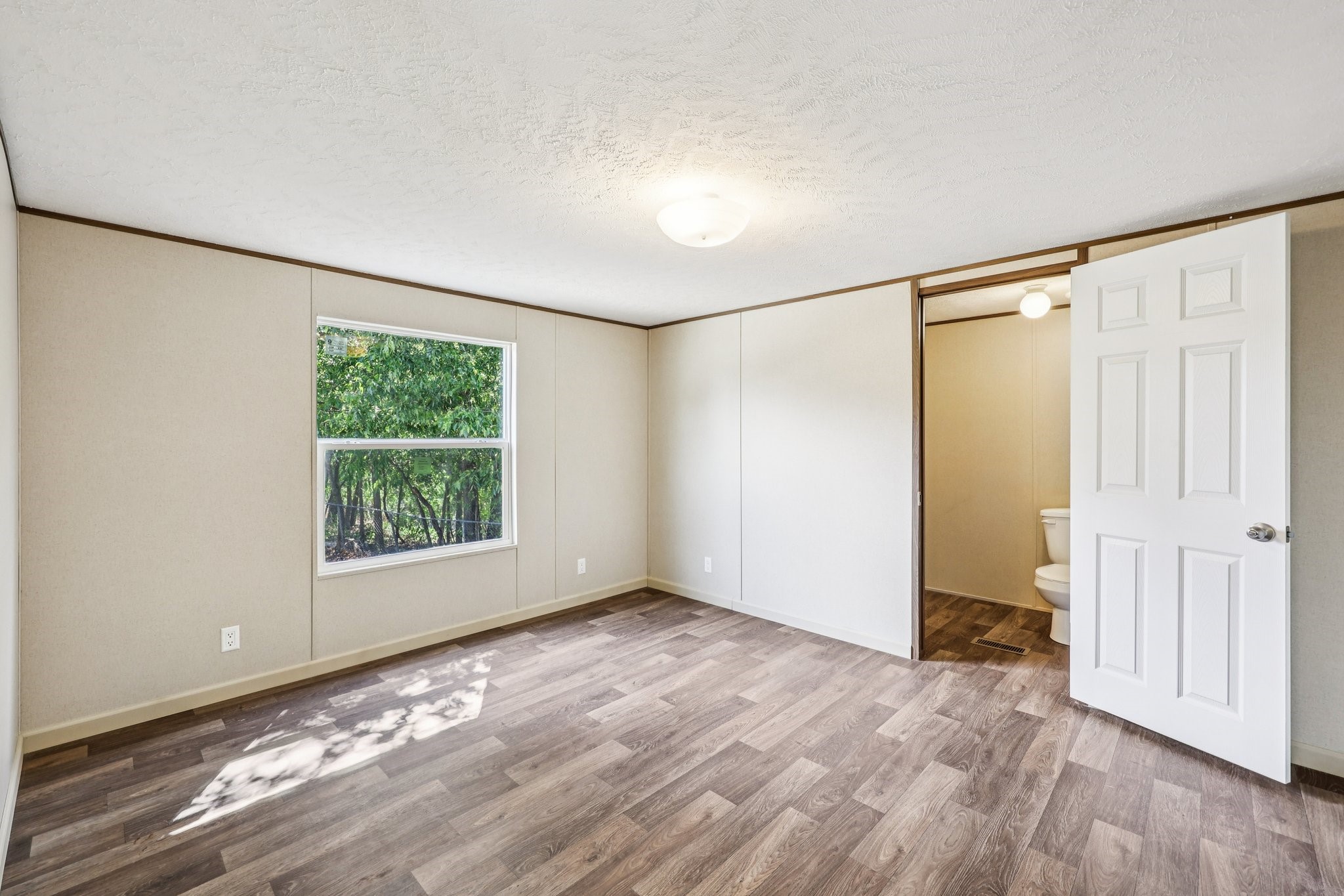 4214 Tejas Trail Granbury TX 76048