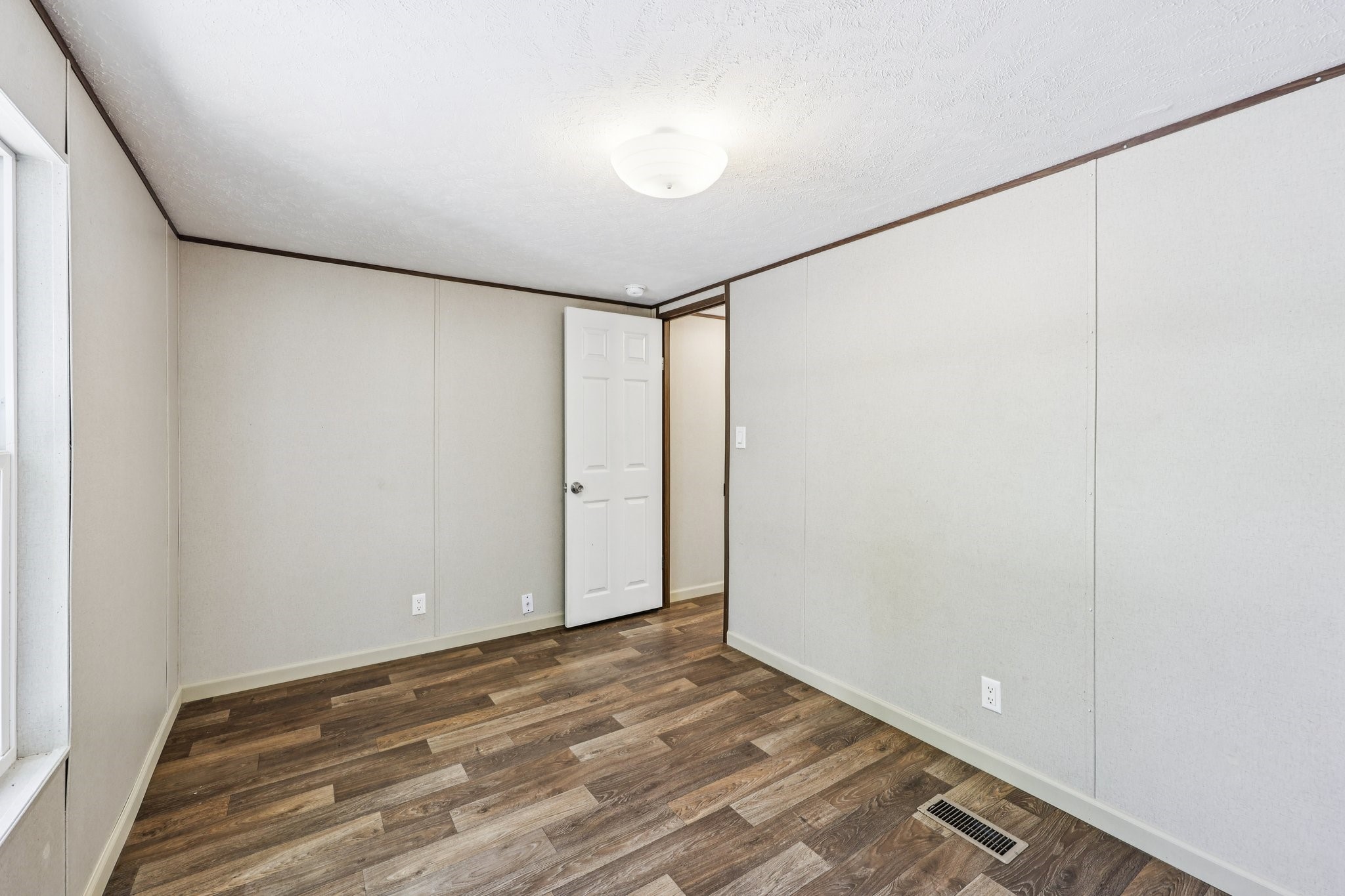4214 Tejas Trail Granbury TX 76048