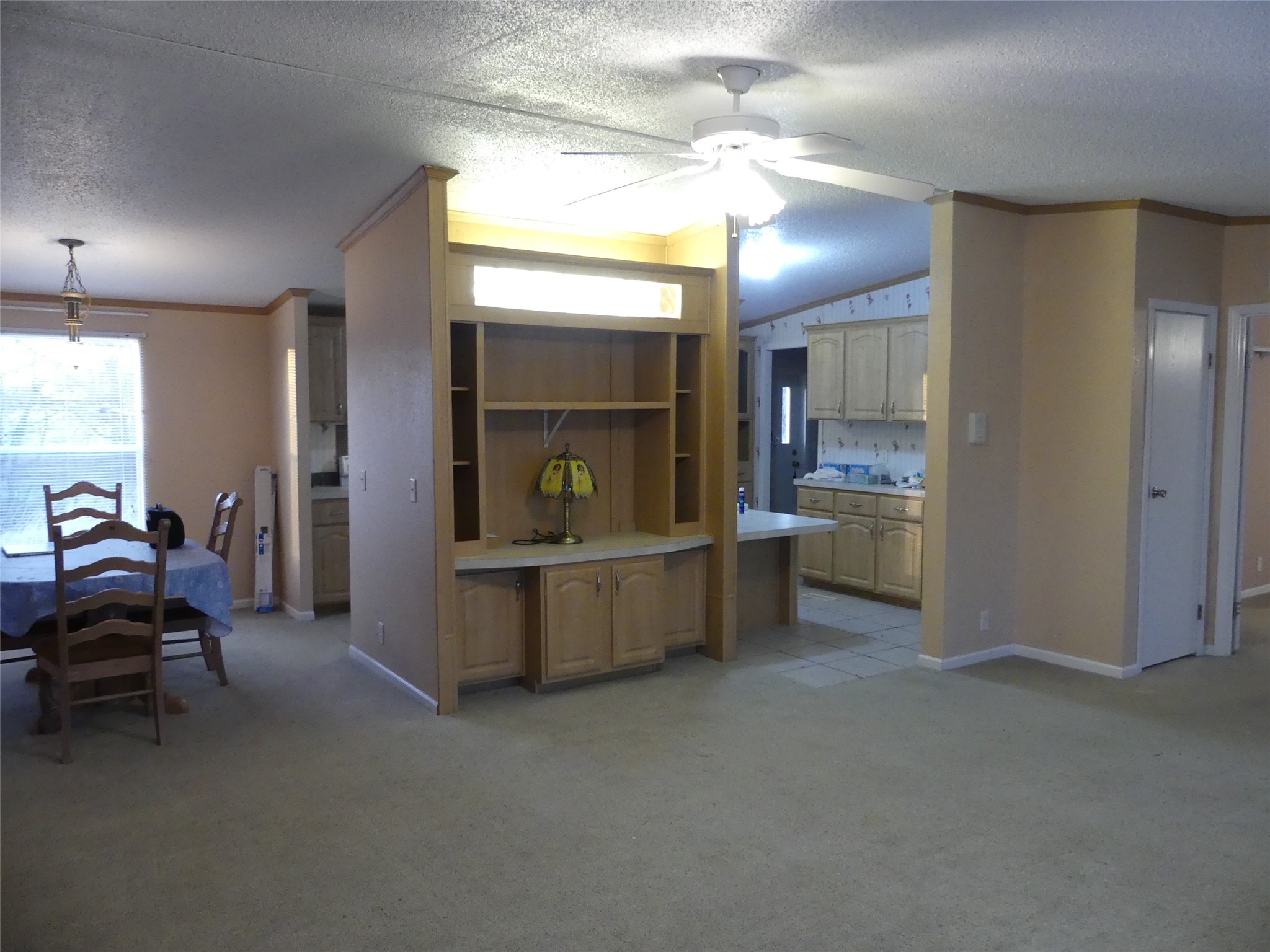 422 Hutchinson Street Bowie TX 76230