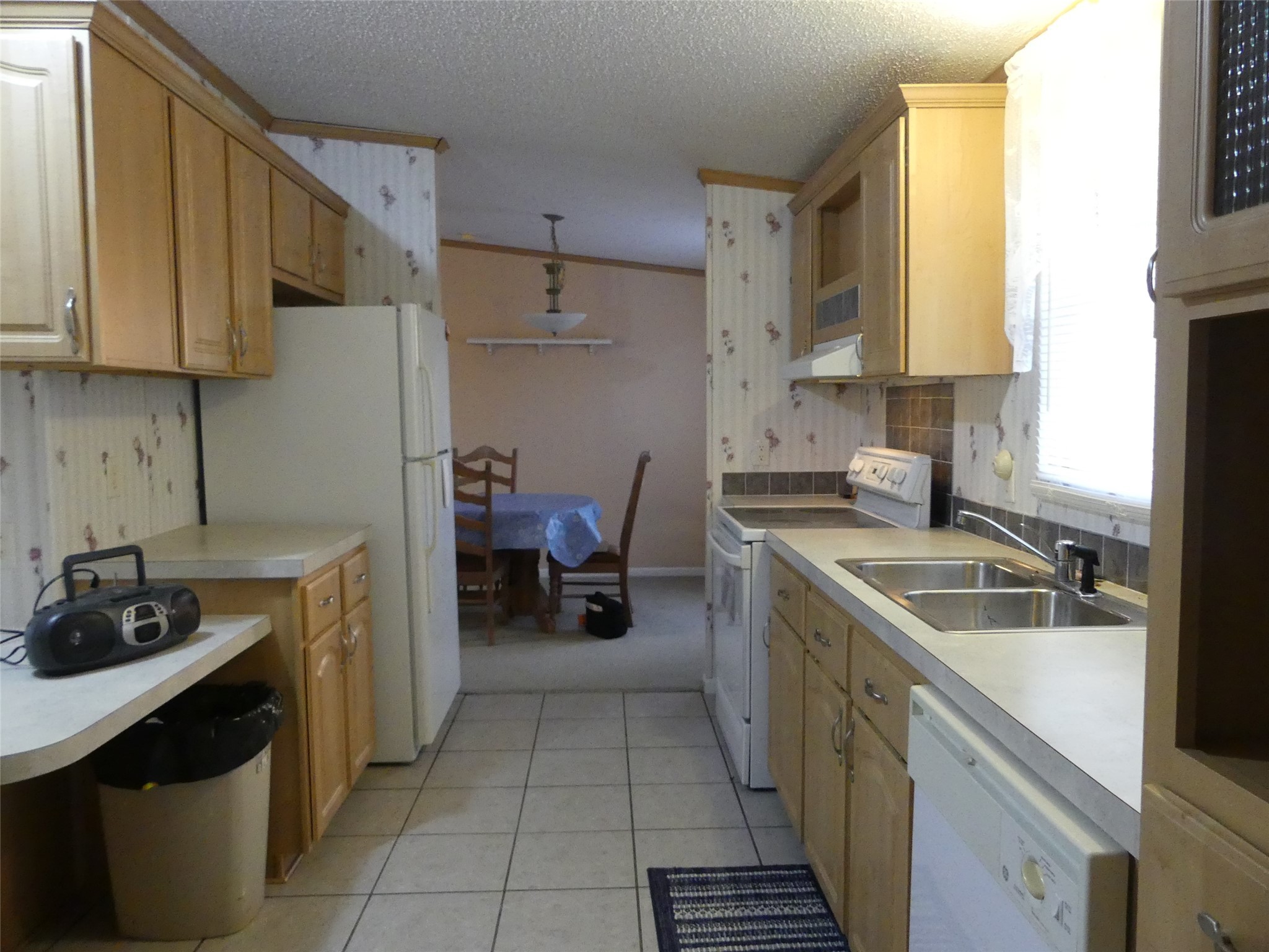 422 Hutchinson Street Bowie TX 76230