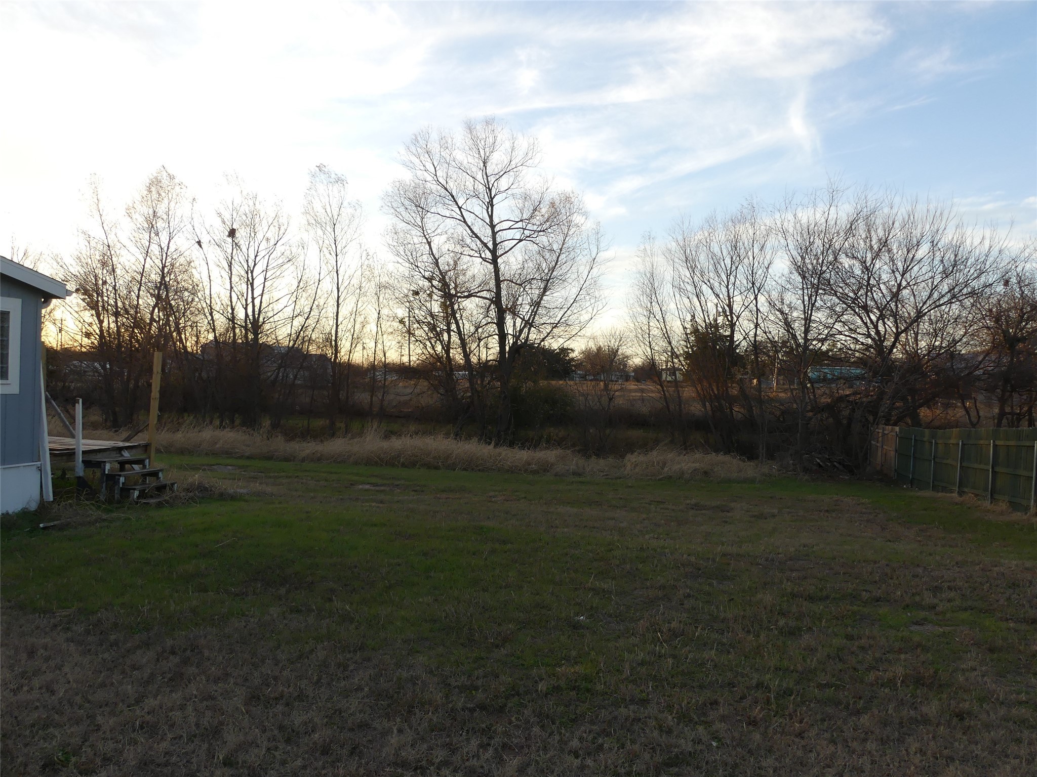 422 Hutchinson Street Bowie TX 76230