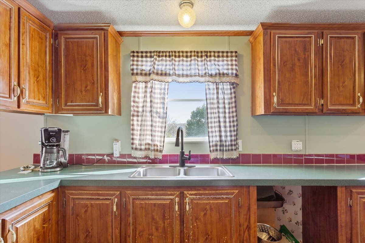 161 County Road 3120 Valley Mills TX 76689