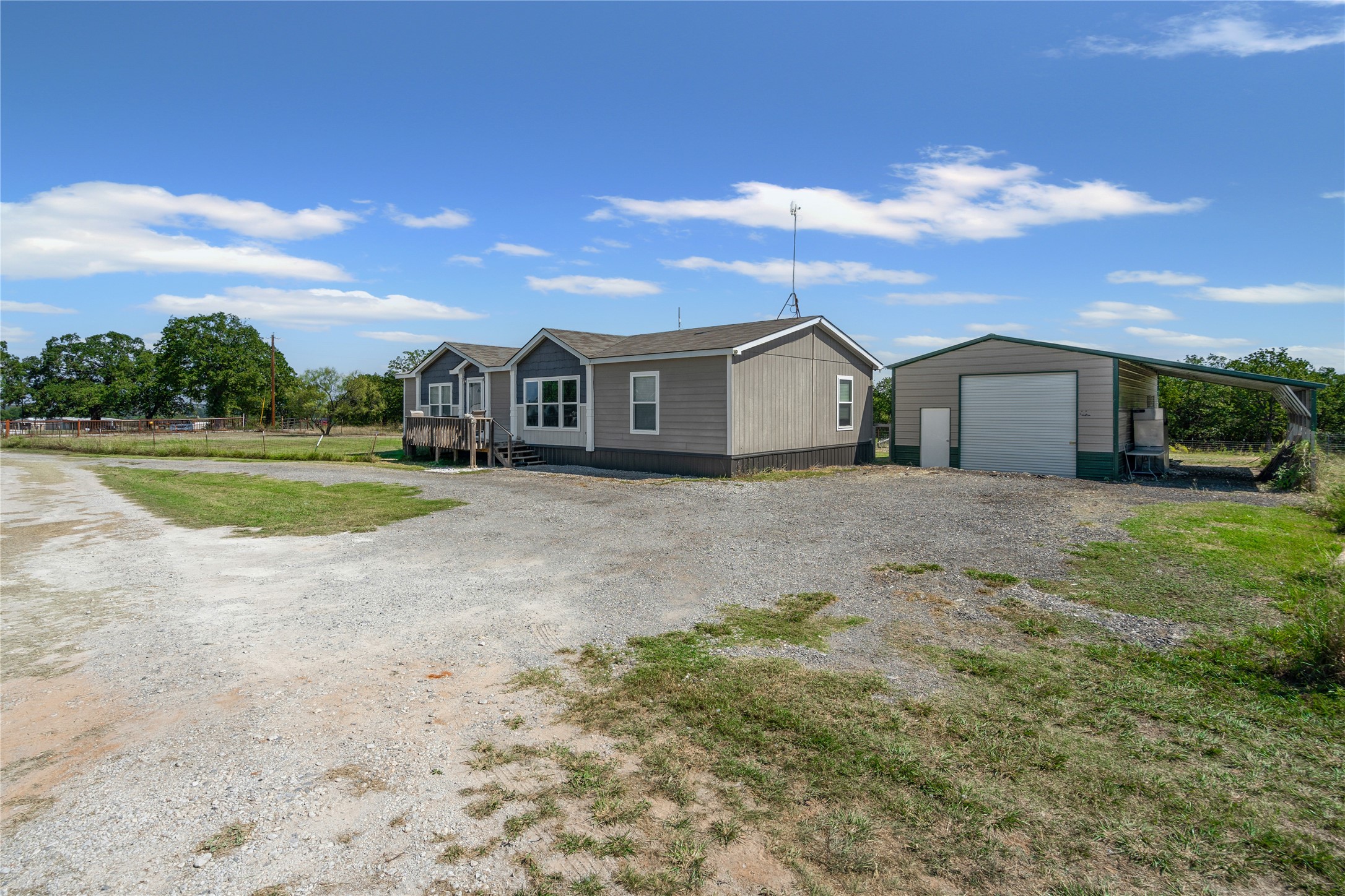 690 Toto Road Weatherford TX 76088