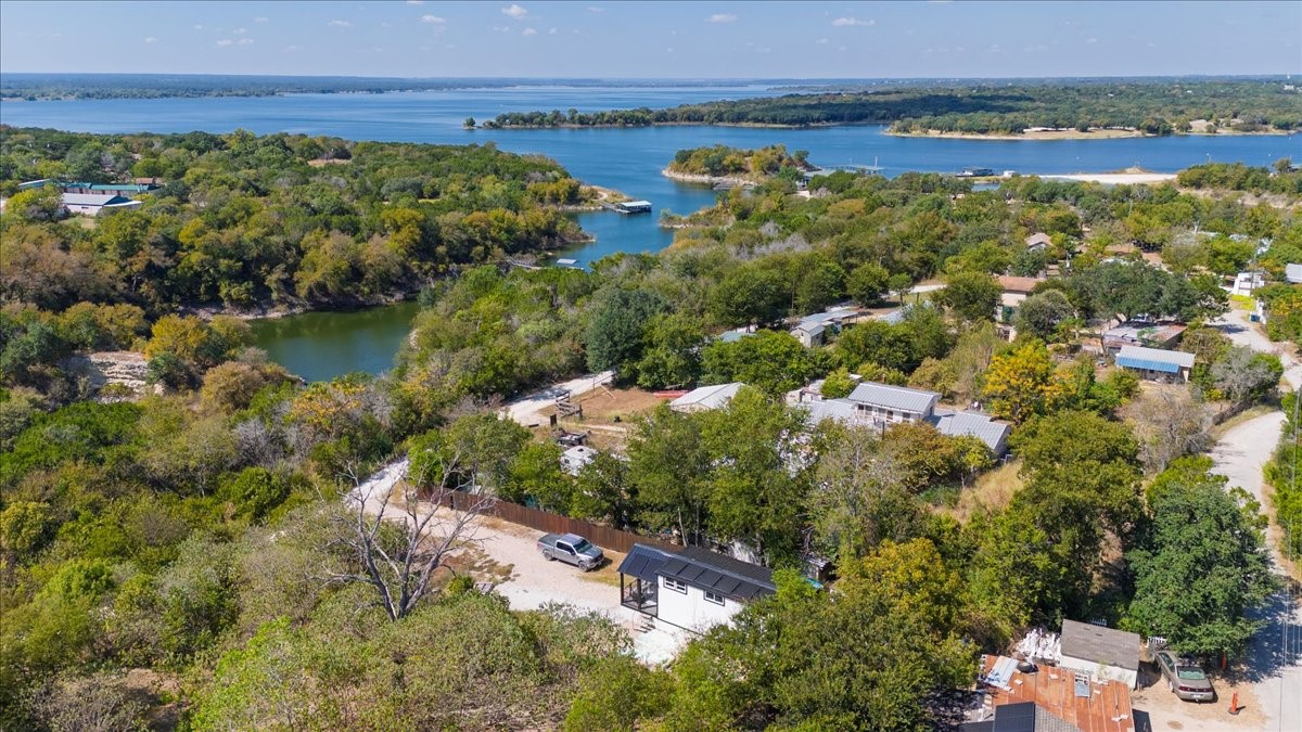 202 Choctaw Trail Whitney TX 76692