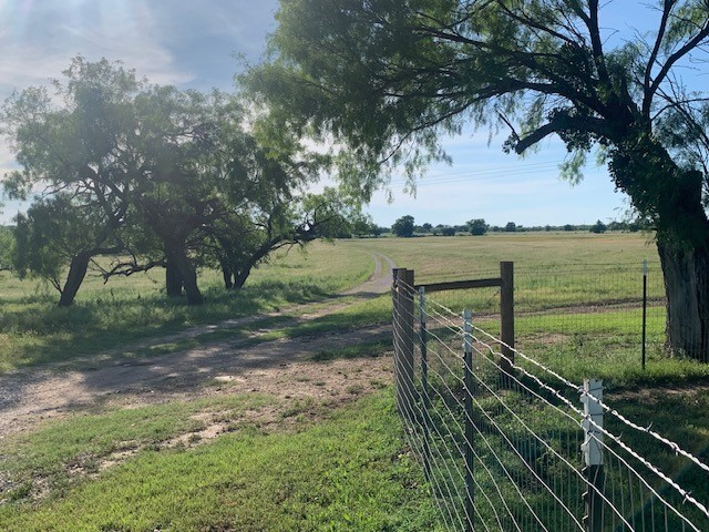 1521 Fm 590 Comanche TX 76442