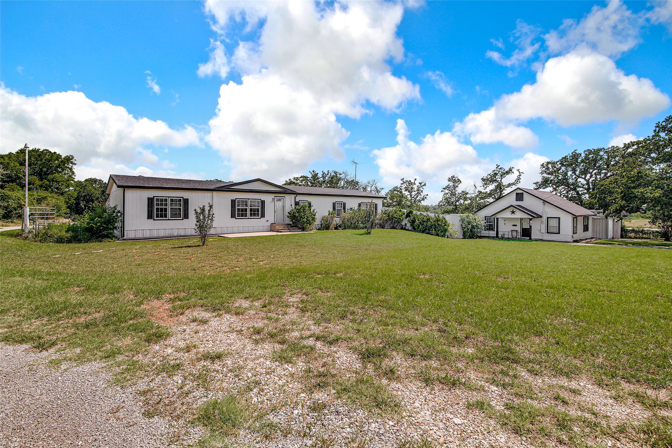 813 W Fm 917 Joshua TX 76058