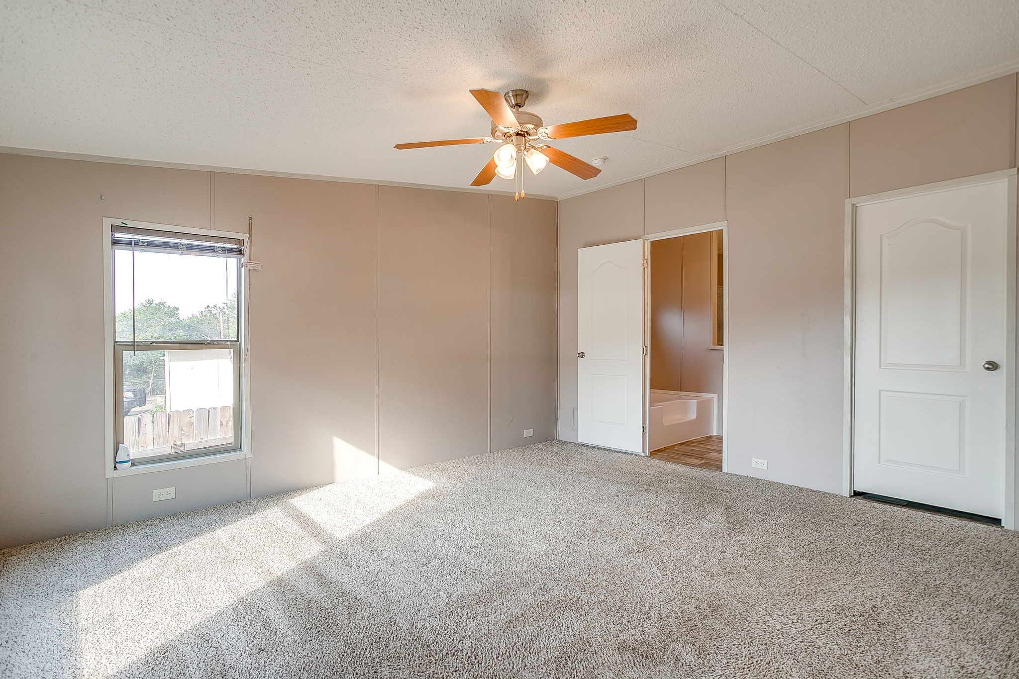 900 Tree Drive Granbury TX 76048