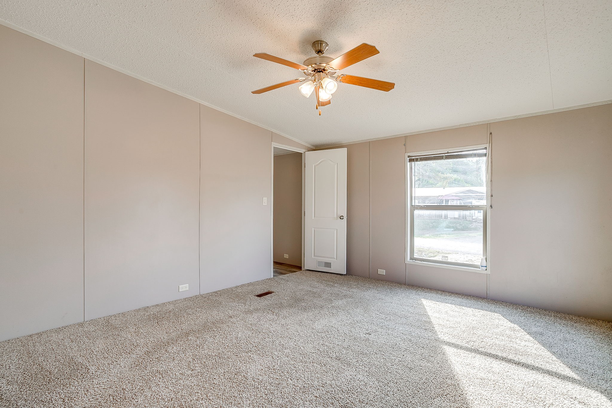 900 Tree Drive Granbury TX 76048