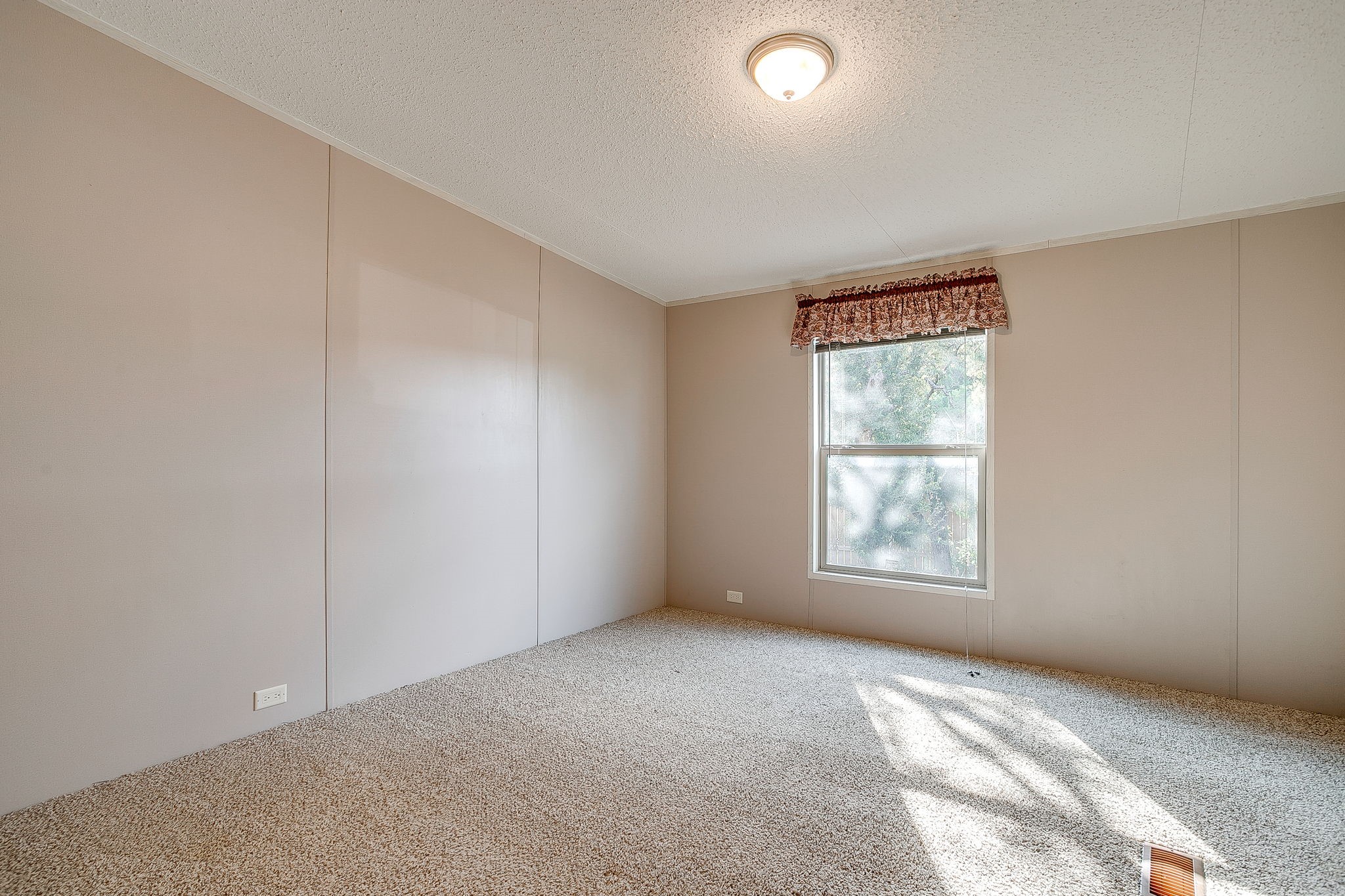 900 Tree Drive Granbury TX 76048