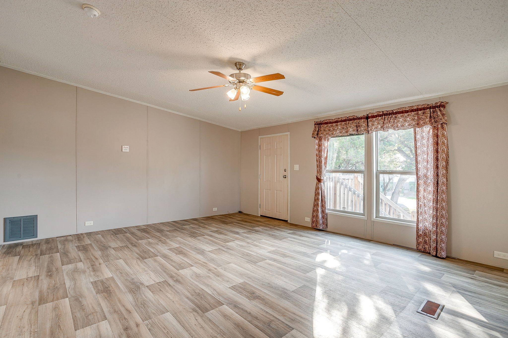 900 Tree Drive Granbury TX 76048