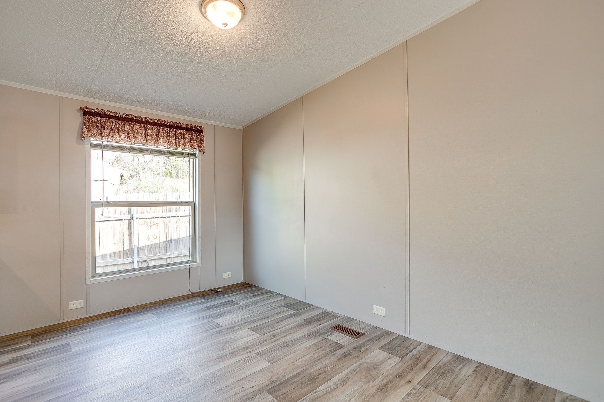 900 Tree Drive Granbury TX 76048