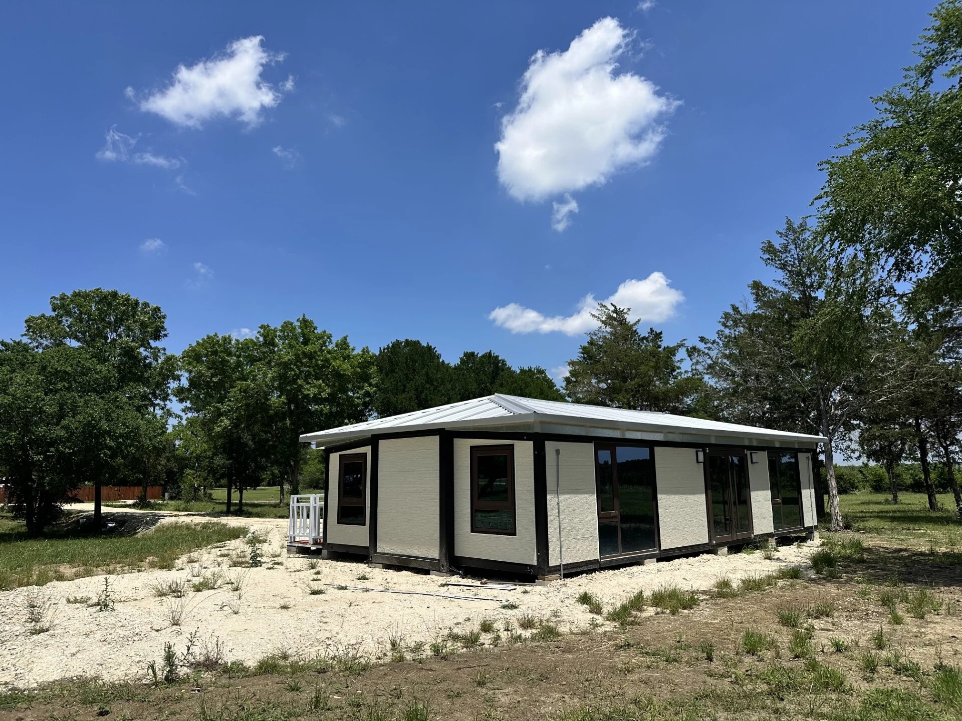 1316 E Titus Street Mexia TX 76667
