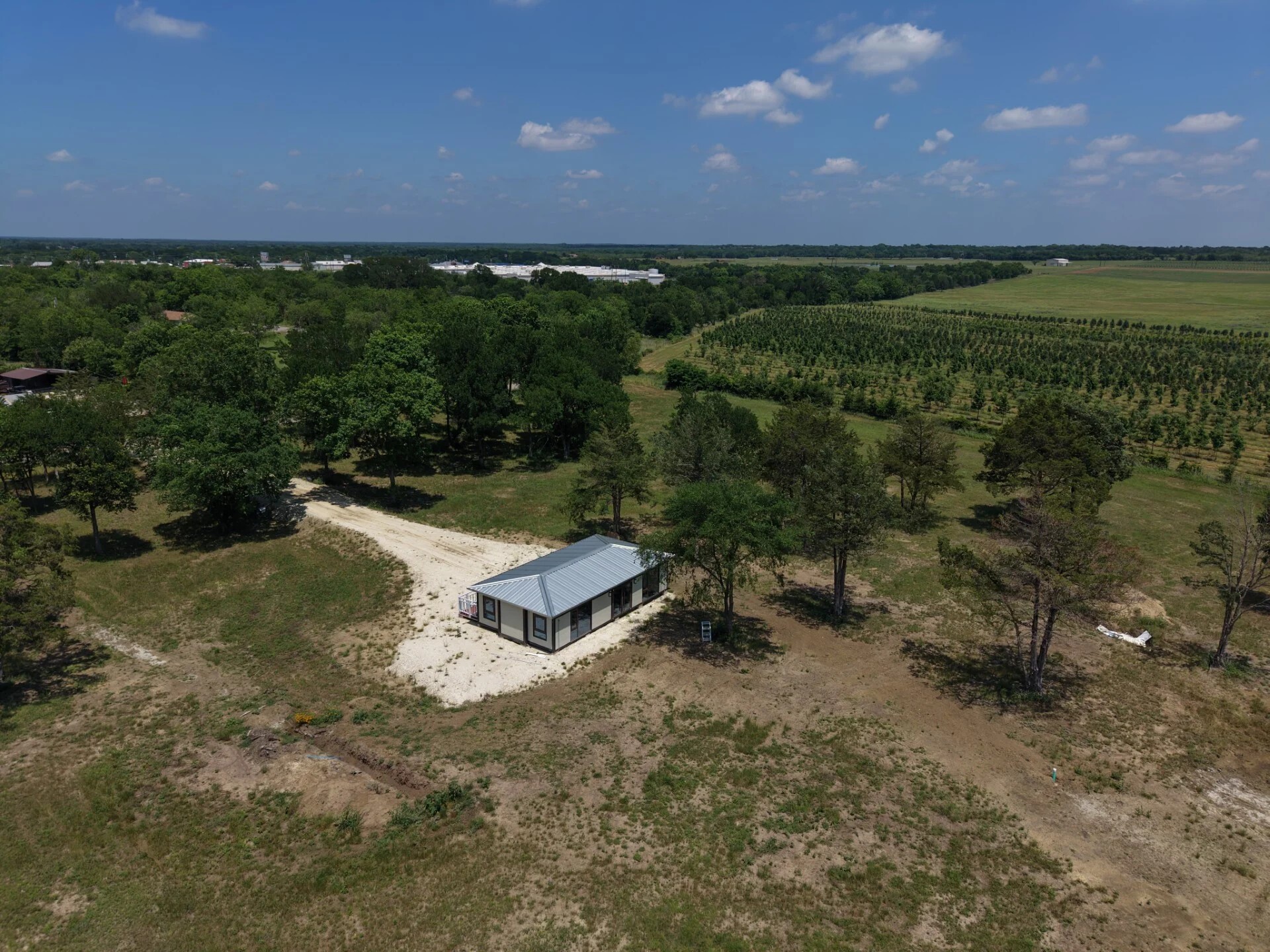 1316 E Titus Street Mexia TX 76667
