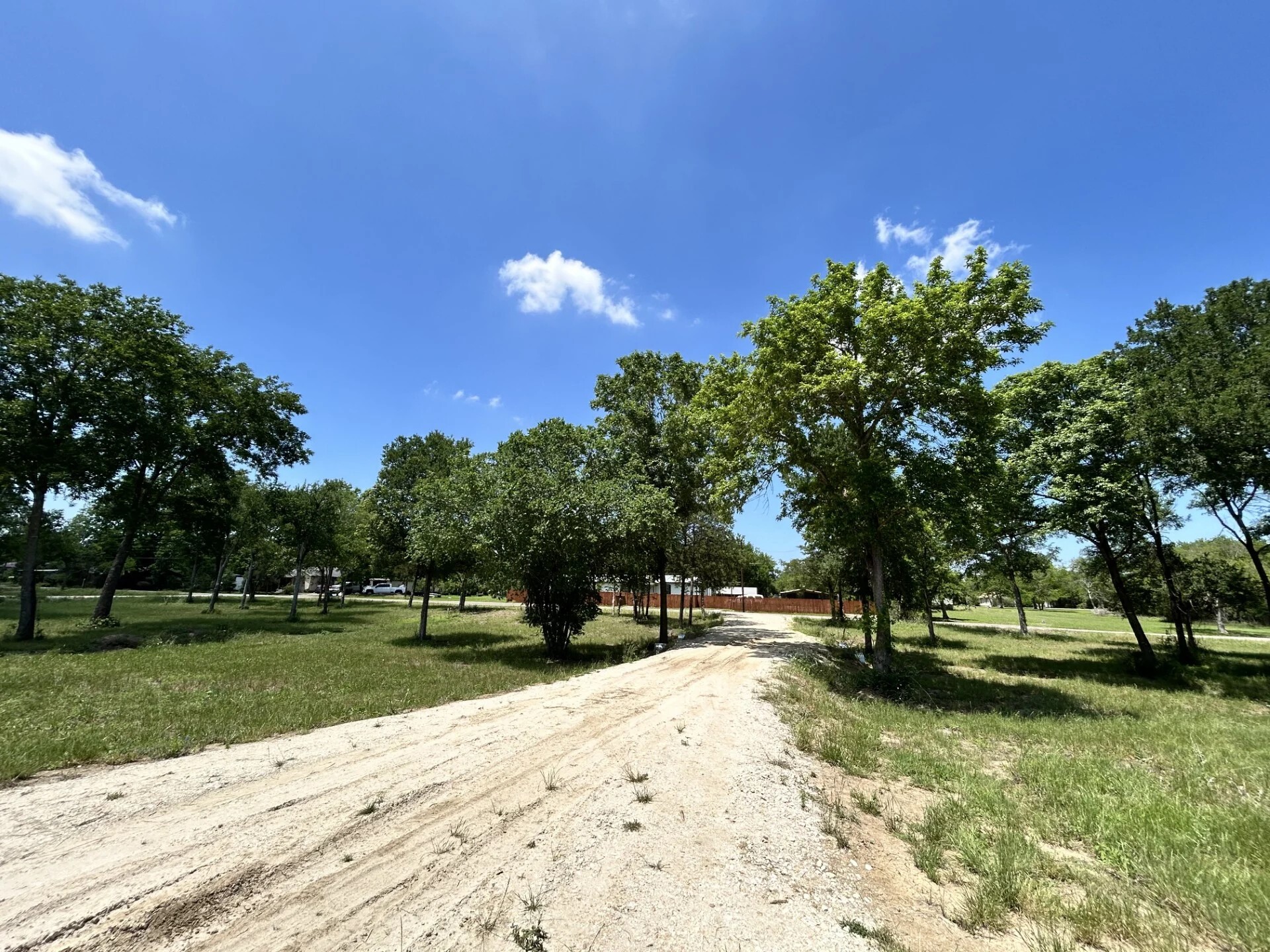 1316 E Titus Street Mexia TX 76667