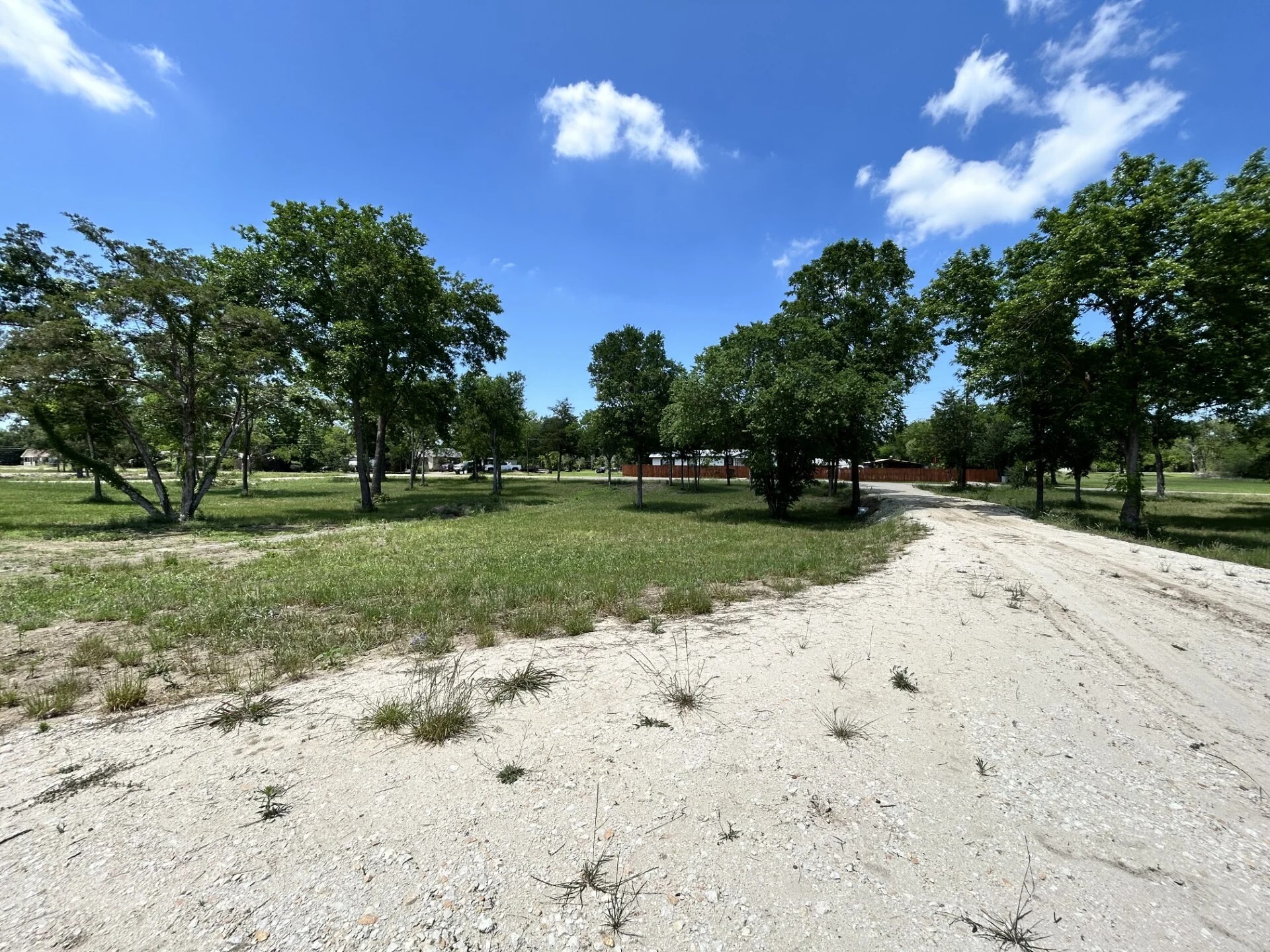 1316 E Titus Street Mexia TX 76667