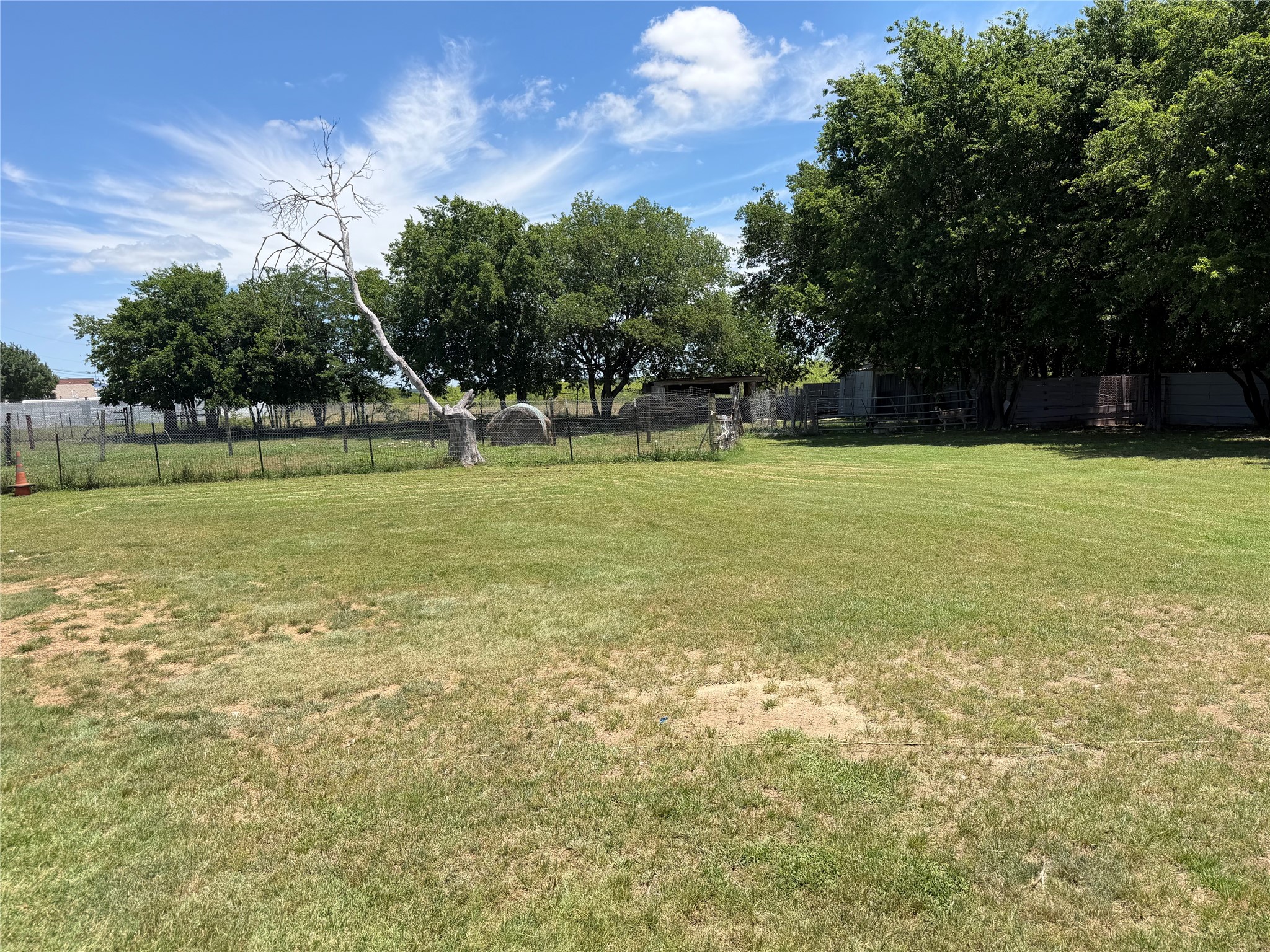 222 Hix Road Cleburne TX 76031