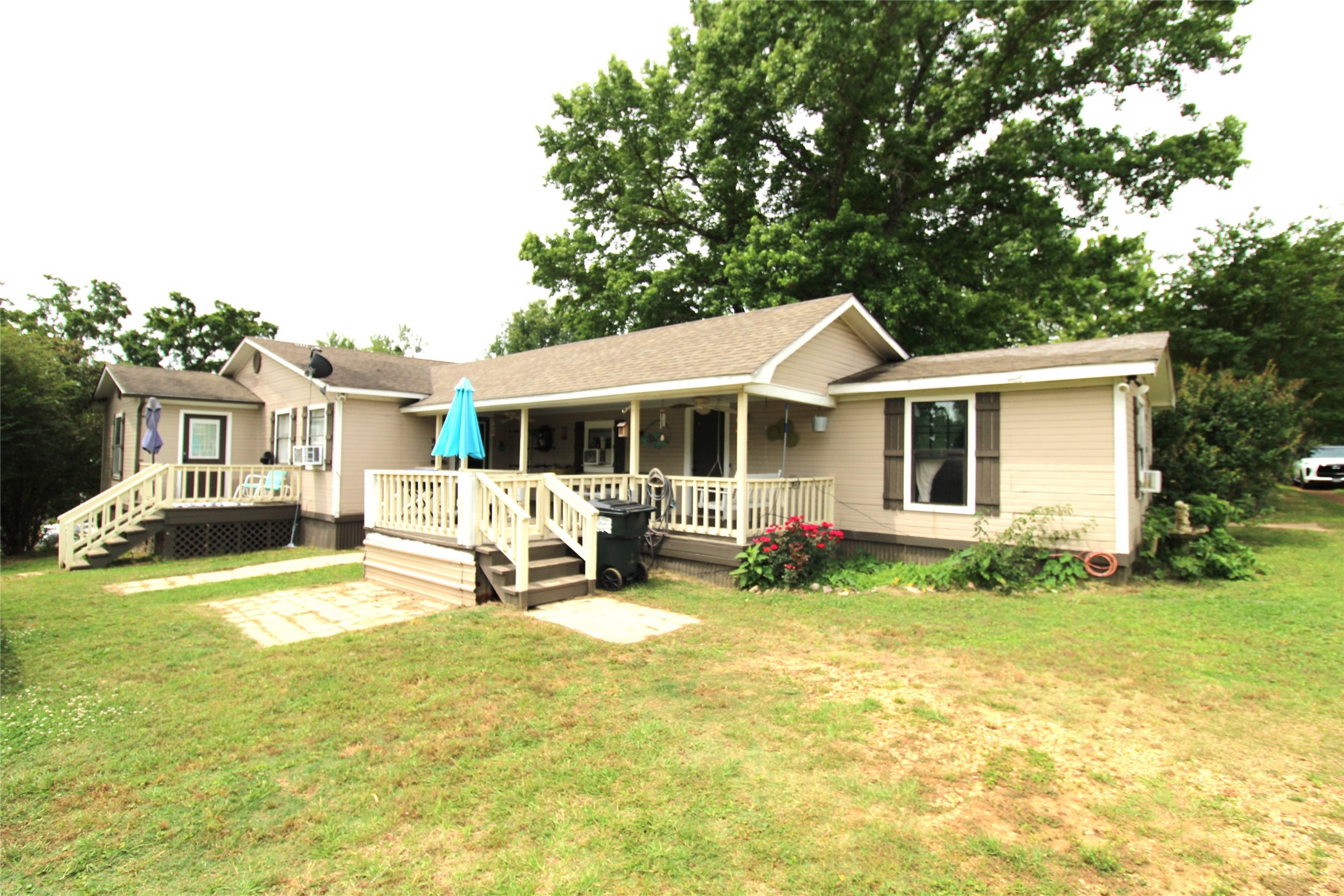 1967 Hopson Drive Athens TX 75752