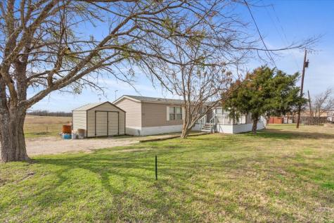 216 Moore Street Rogers TX 76569