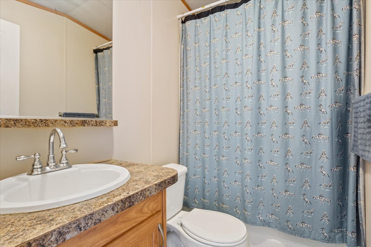 216 Moore Street Rogers TX 76569