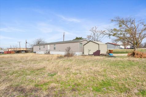 216 Moore Street Rogers TX 76569