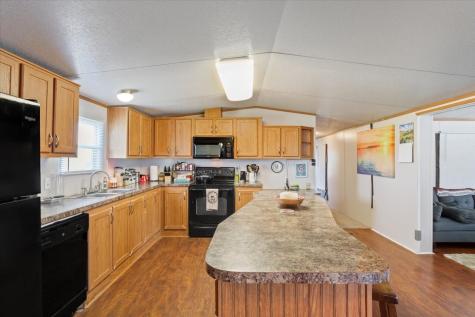216 Moore Street Rogers TX 76569