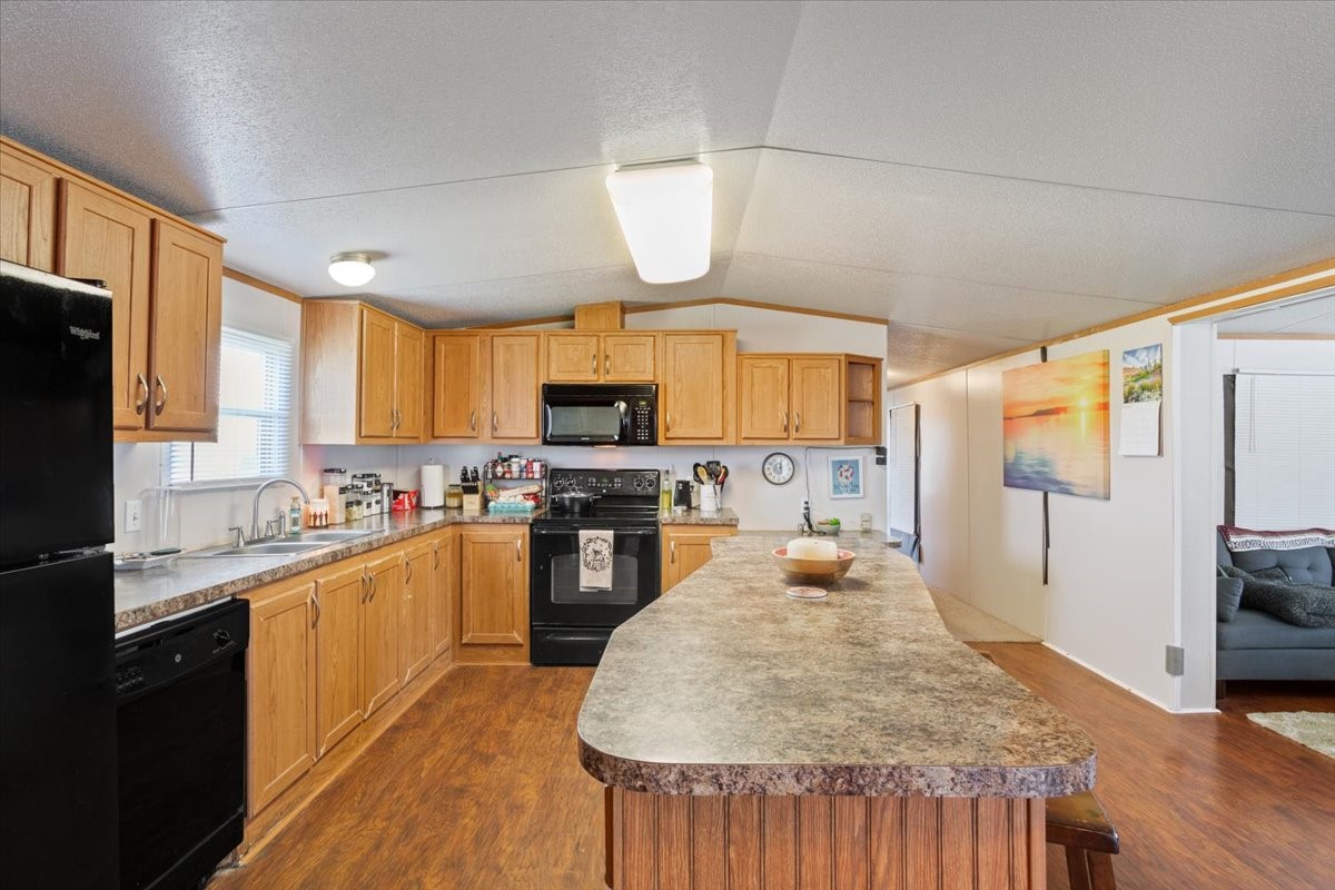 216 Moore Street Rogers TX 76569