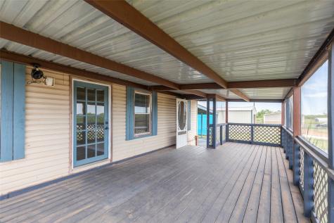 1107 Market Street Tye TX 79563