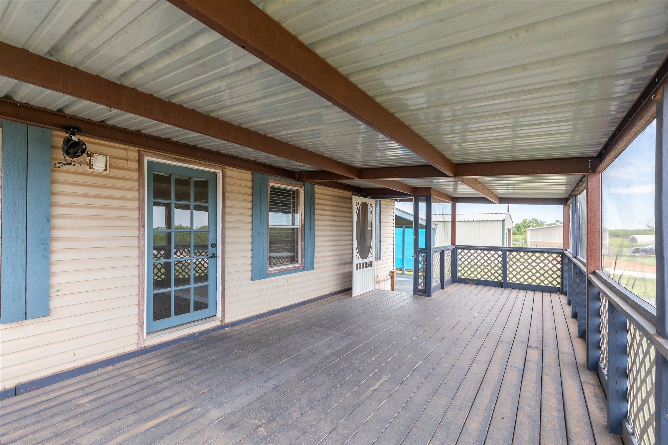 1107 Market Street Tye TX 79563