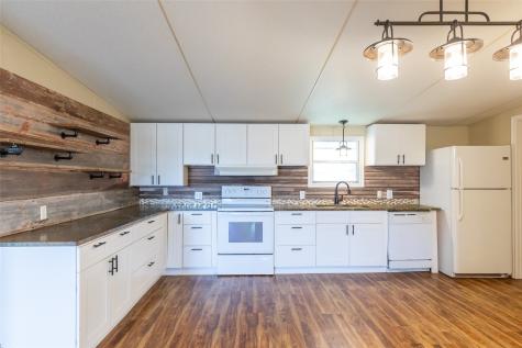 1107 Market Street Tye TX 79563