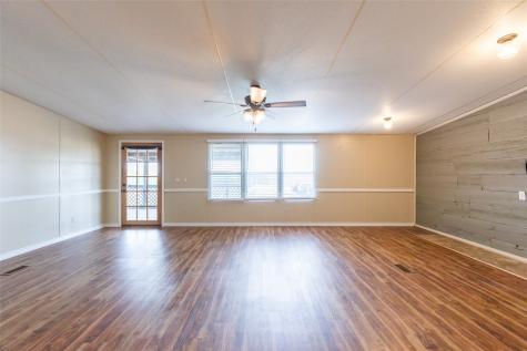 1107 Market Street Tye TX 79563