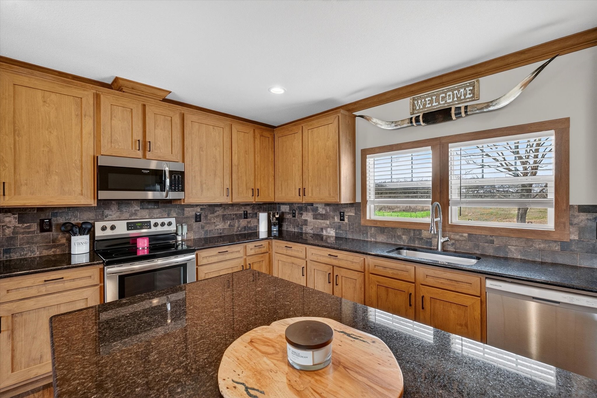 262 County Road 3140 Purdon TX 76679