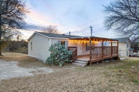 3502 Brazos River Drive Granbury TX 76048