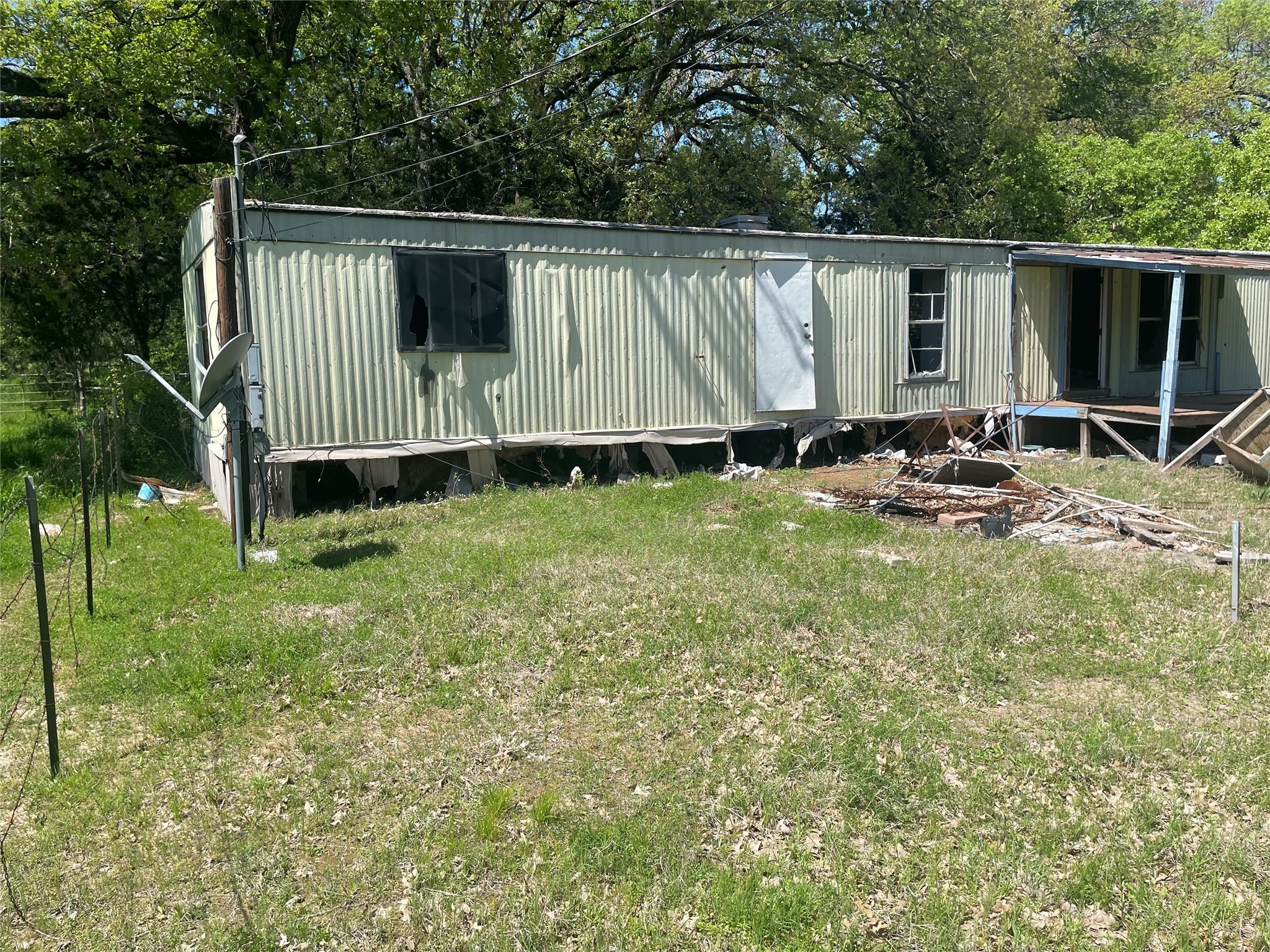 689 James Kemp TX 75143
