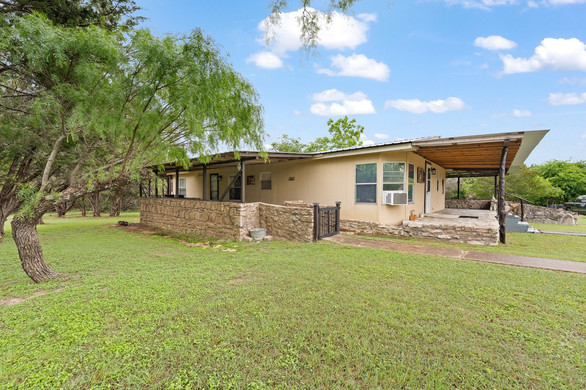 6677 County Road 2008 Glen Rose TX 76043