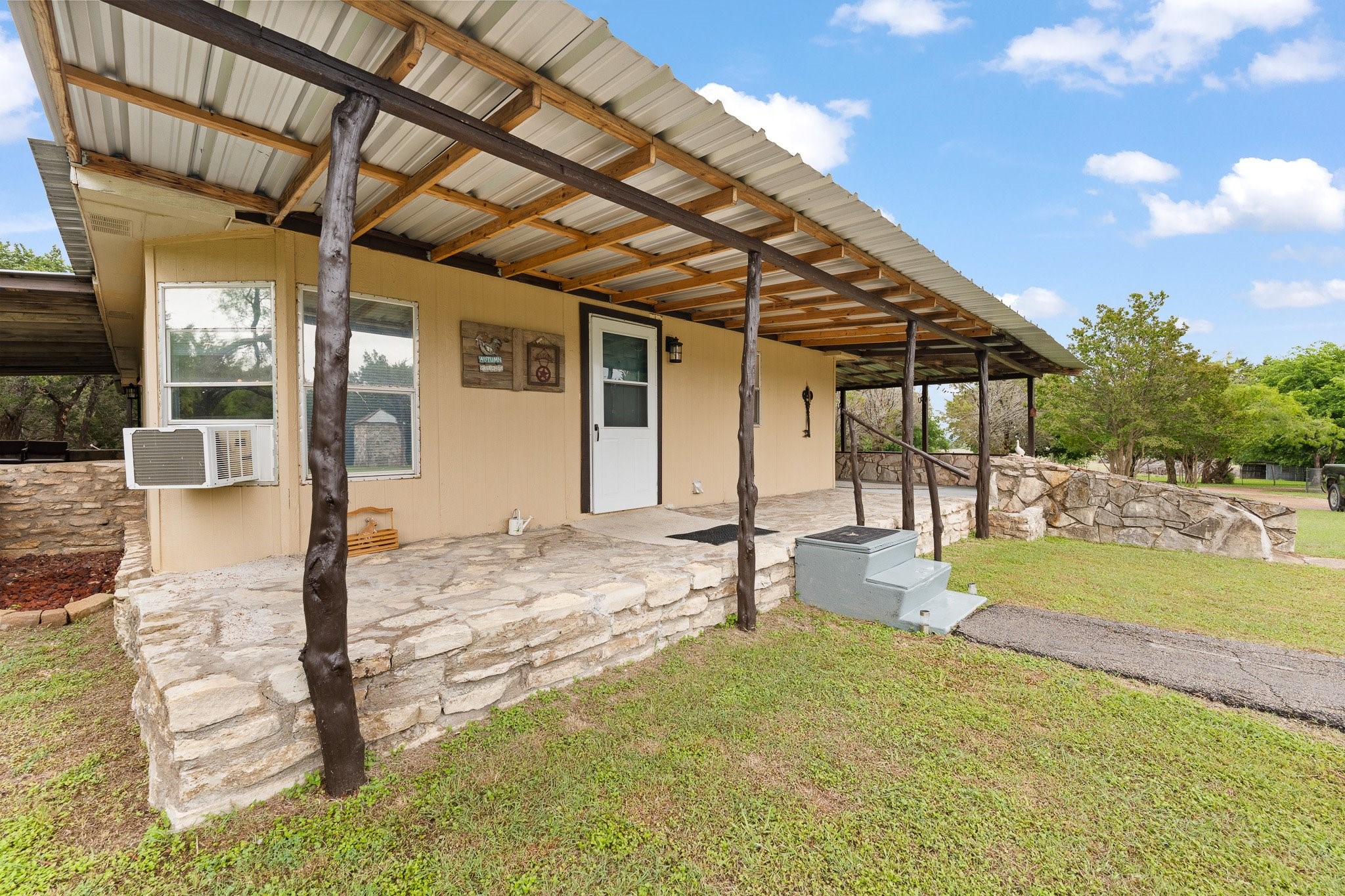 6677 County Road 2008 Glen Rose TX 76043