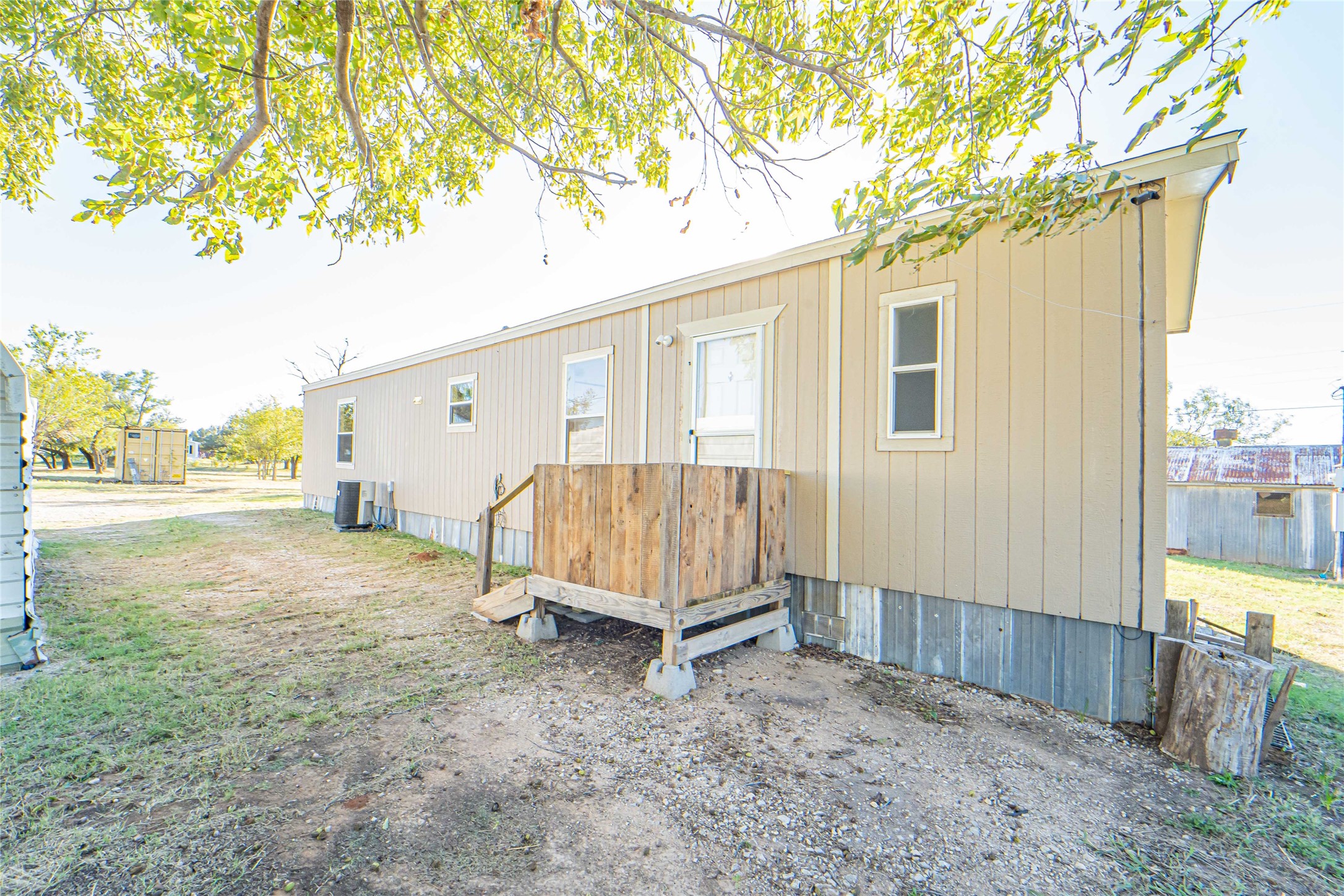 605 S Butte Street Breckenridge TX 76424