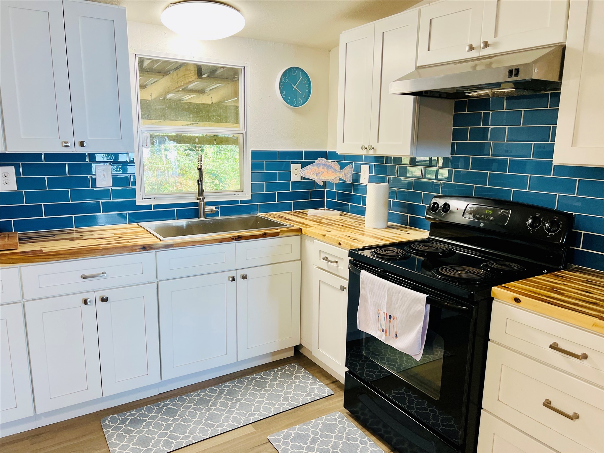 681 Pr 6050 Crockett TX 75835