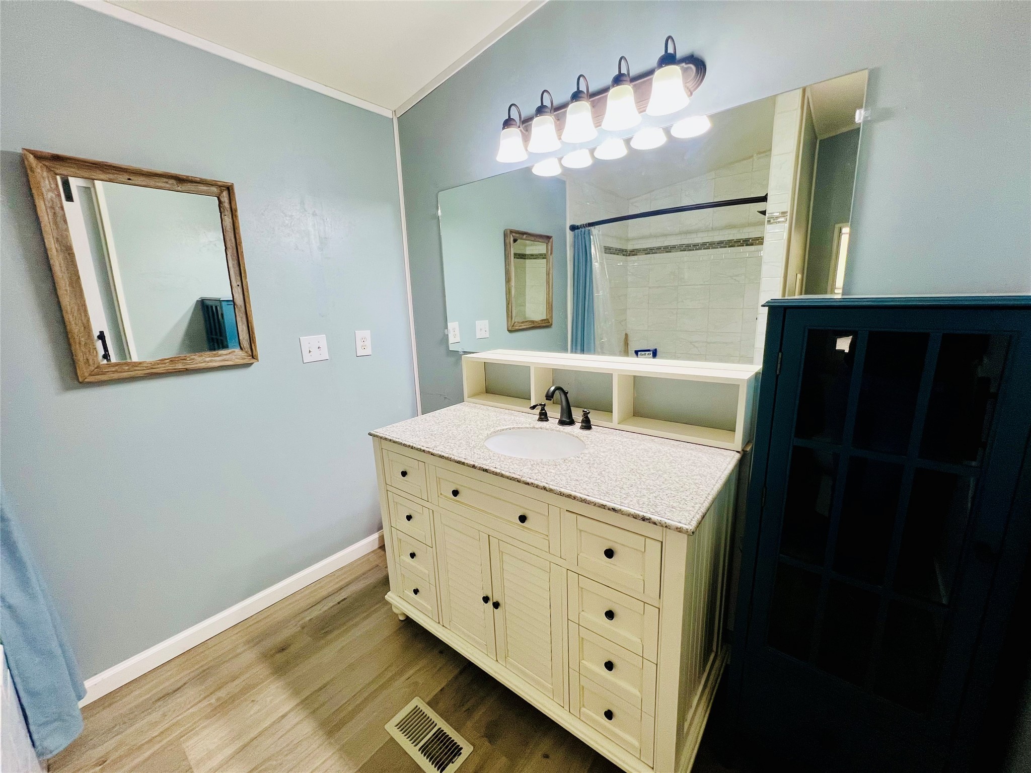 681 Pr 6050 Crockett TX 75835