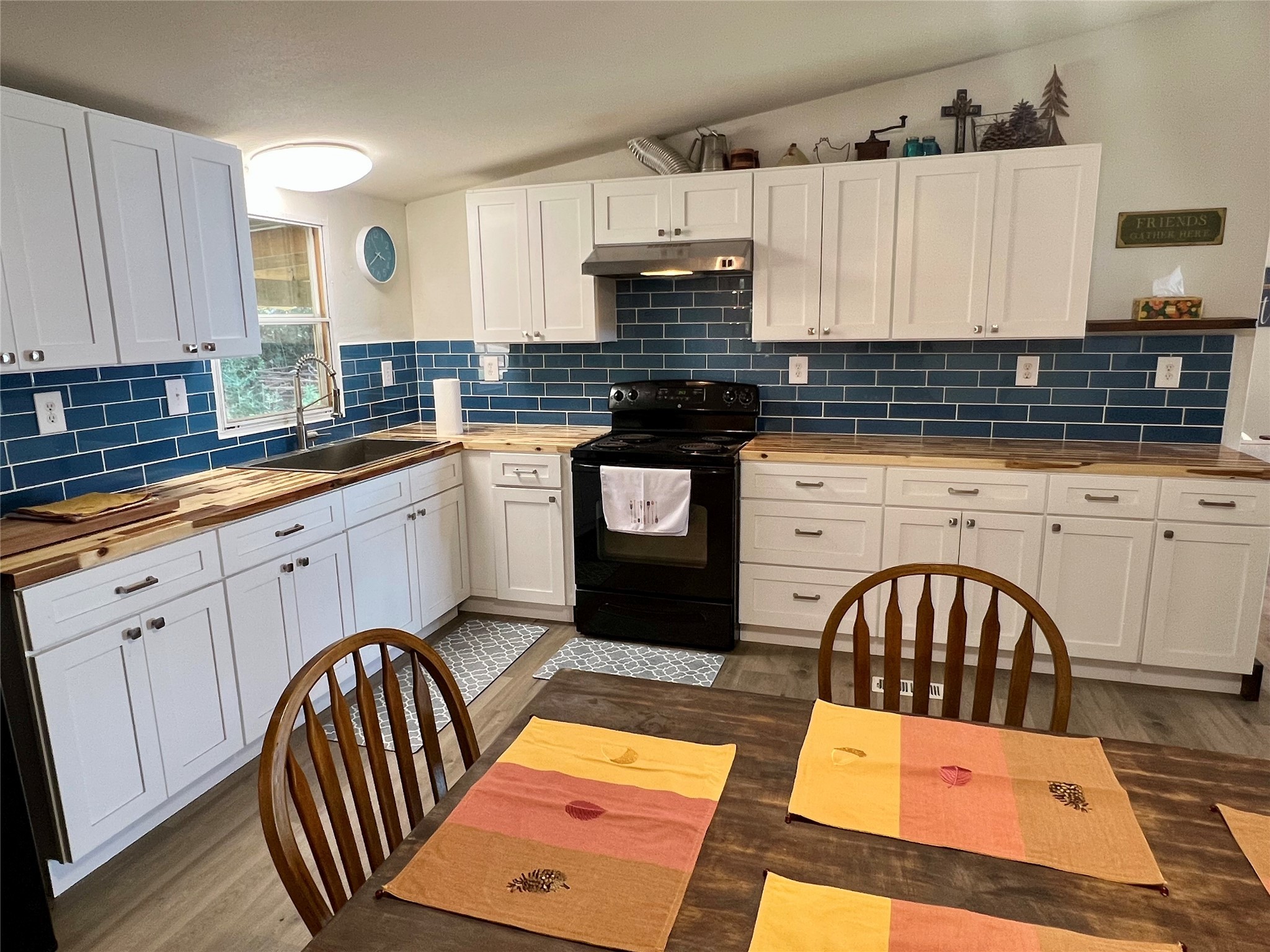 681 Pr 6050 Crockett TX 75835