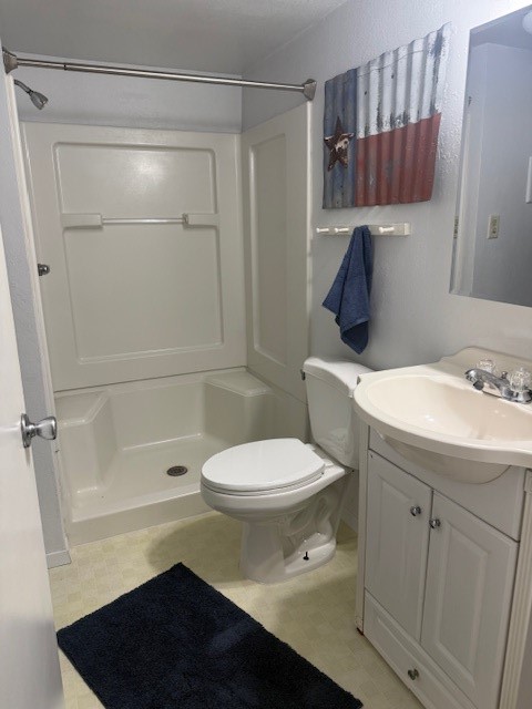 5423 Clear View Drive Granbury TX 76048