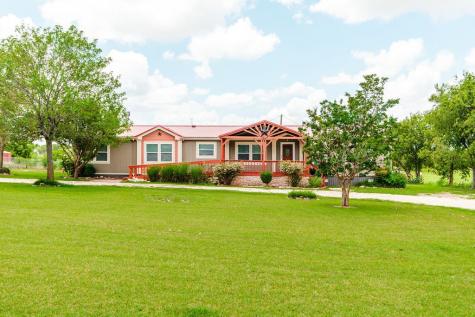 525 N Garitty Street Frost TX 76641