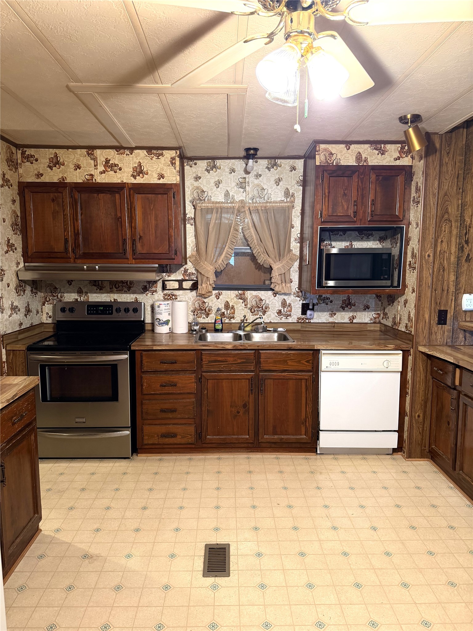 4905 Fm 2709 Athens TX 75752